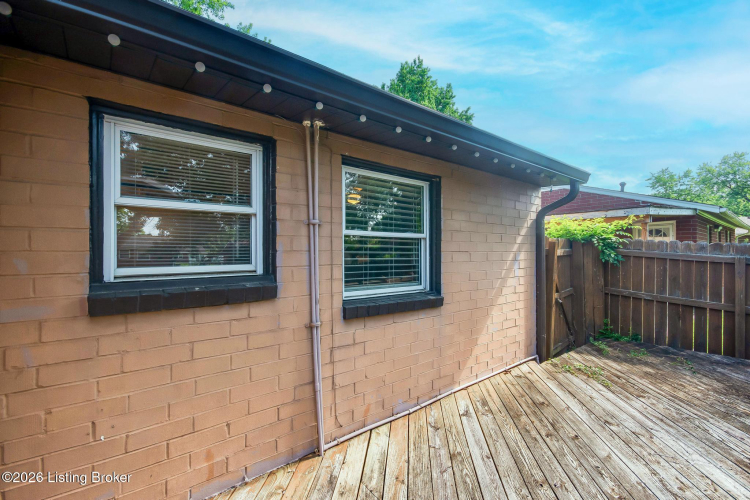 Listing Image 53