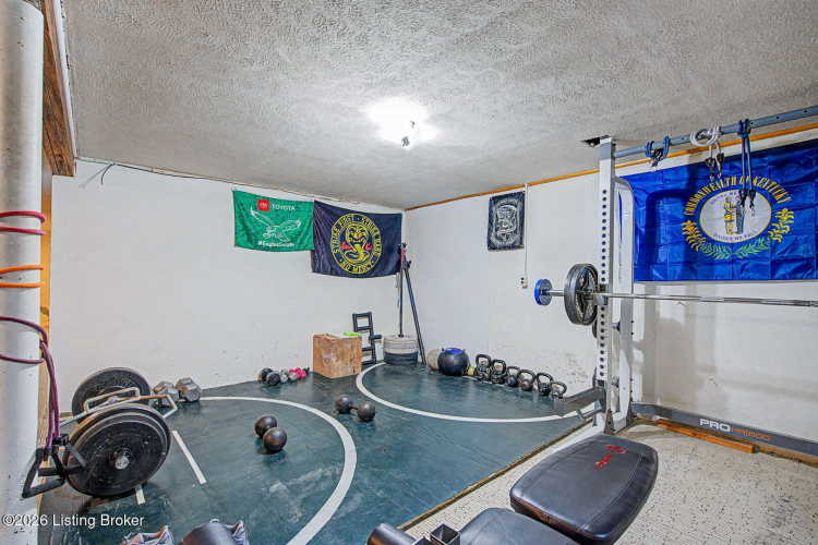 Listing Image 38