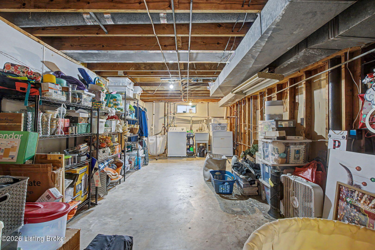 Listing Image 40