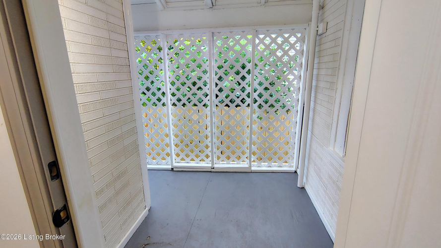 Listing Image 20