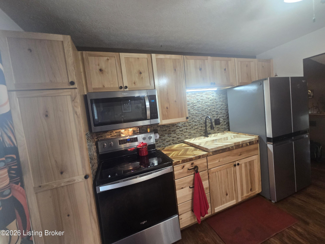 Listing Image 15