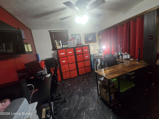 Listing Image 30