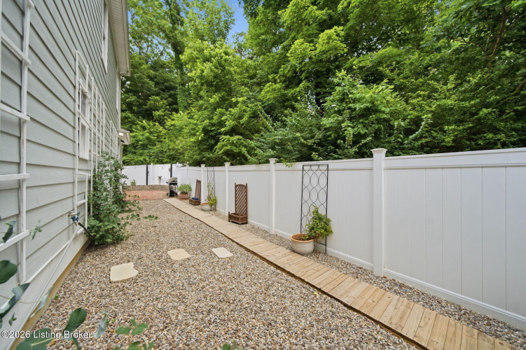 Listing Image 53