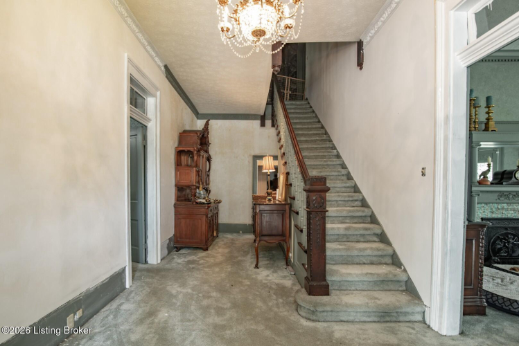 Listing Image 30