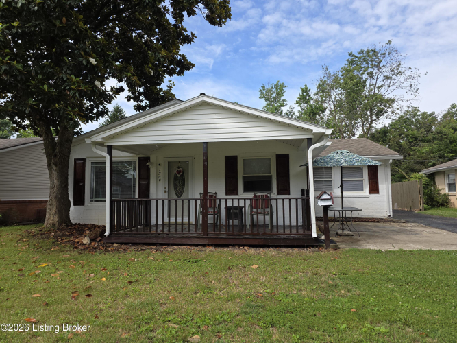 Listing Image 4