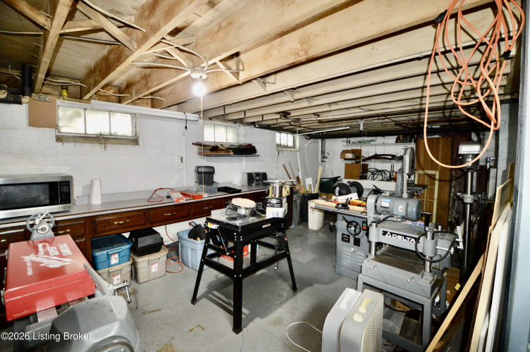 Listing Image 30