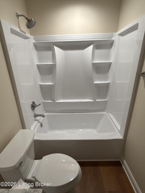 Listing Image 18
