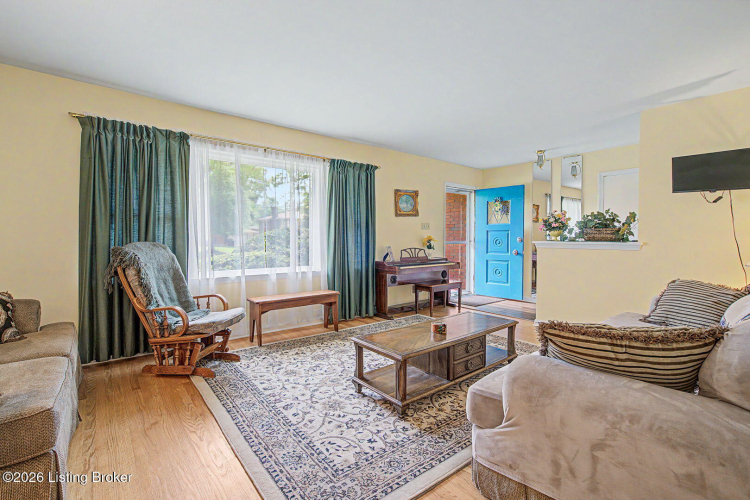 Listing Image 13