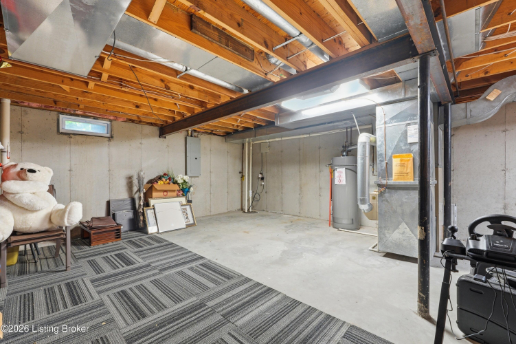 Listing Image 42