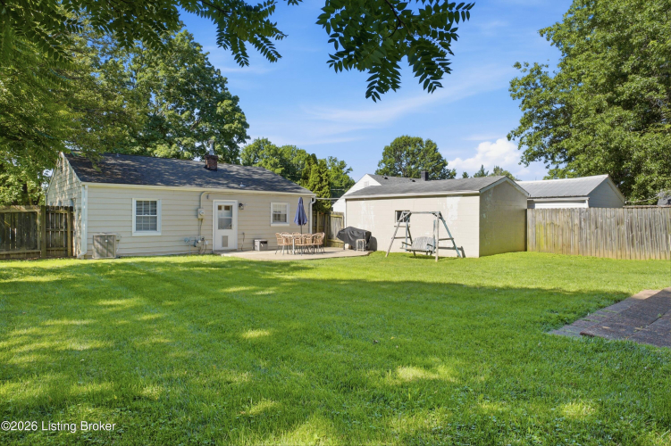 Listing Image 19