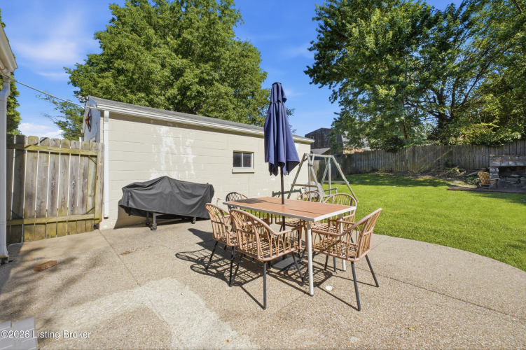 Listing Image 22