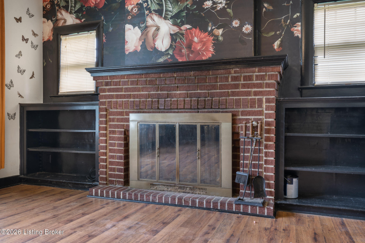 Listing Image 18