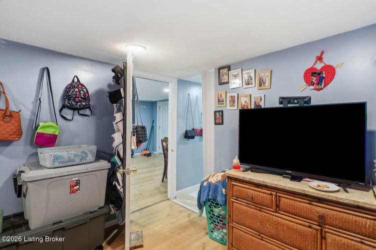 Listing Image 39