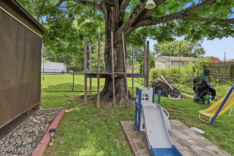 Listing Image 43
