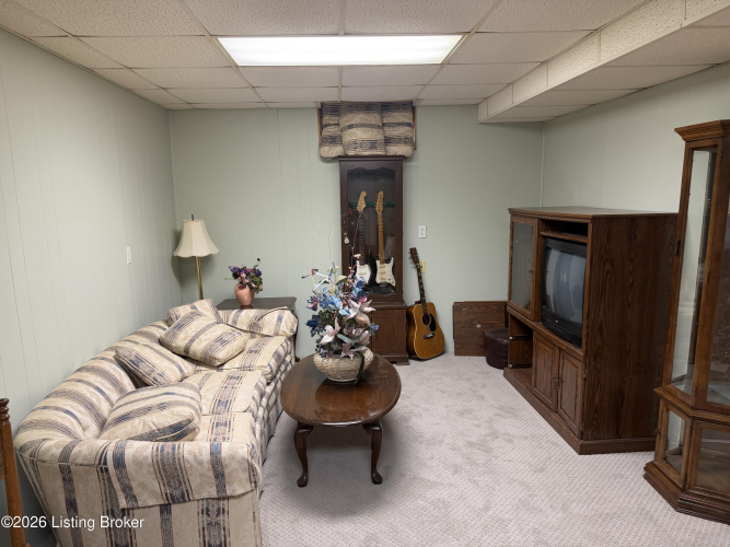 Listing Image 41