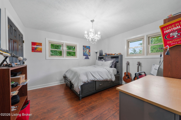 Listing Image 21
