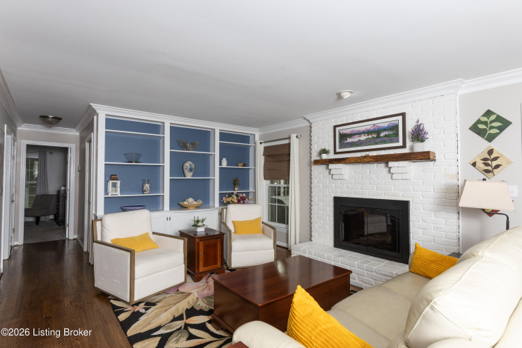 Listing Image 19