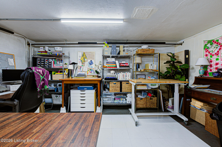 Listing Image 17