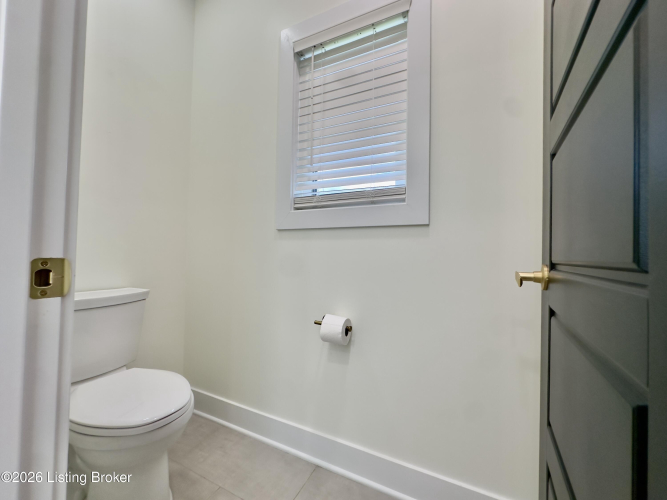 Listing Image 53