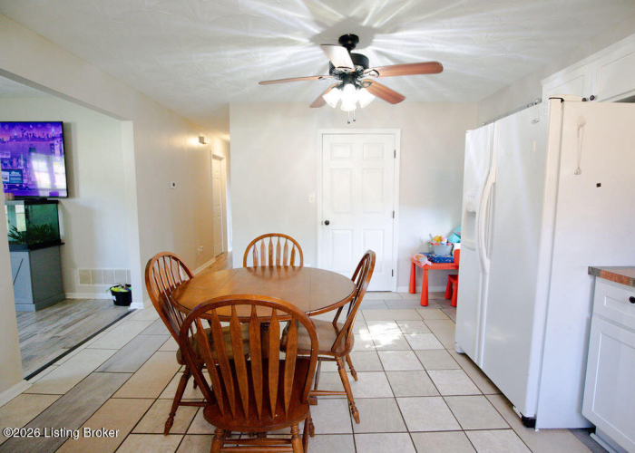 Listing Image 39