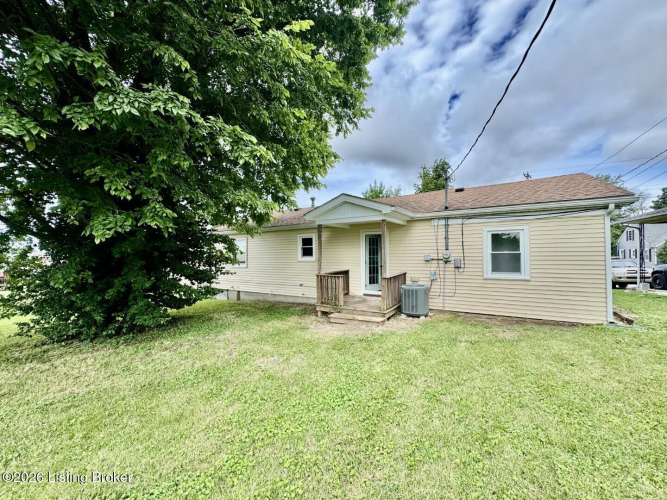 Listing Image 17
