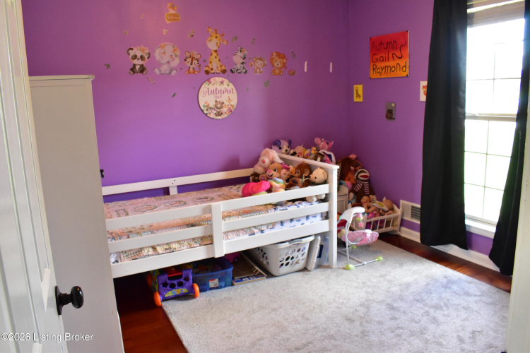 Listing Image 16