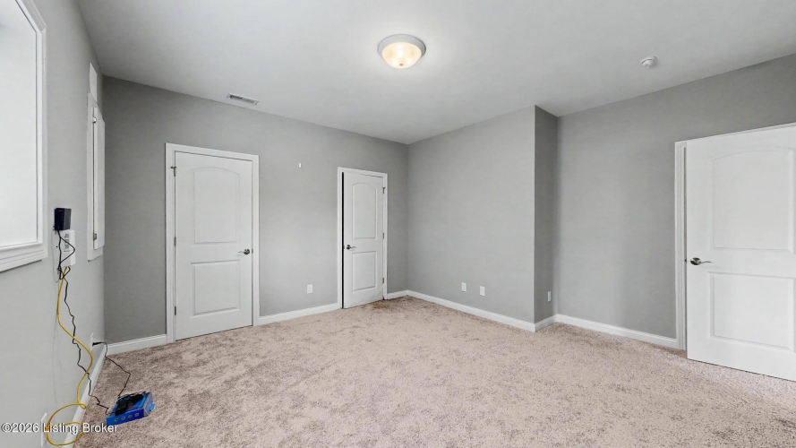 Listing Image 38