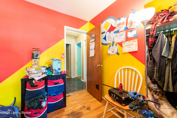 Listing Image 15