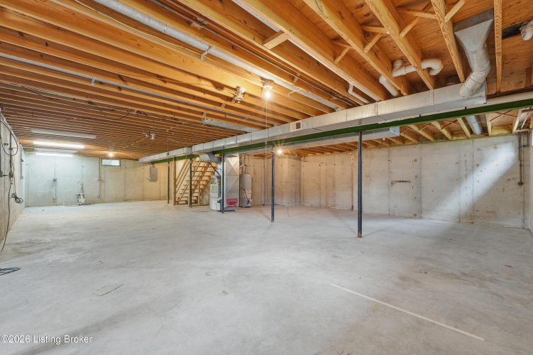 Listing Image 32