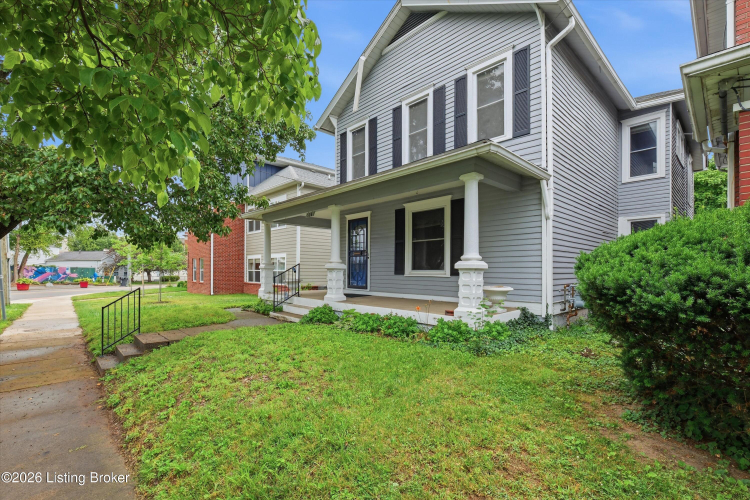 Listing Image 3