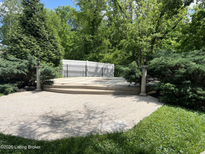 Listing Image 43