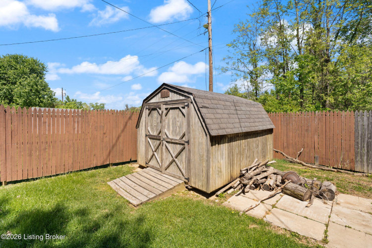 Listing Image 9