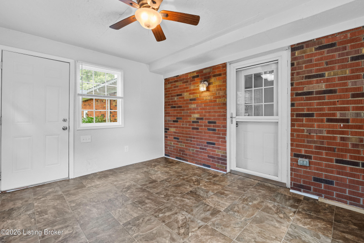 Listing Image 33