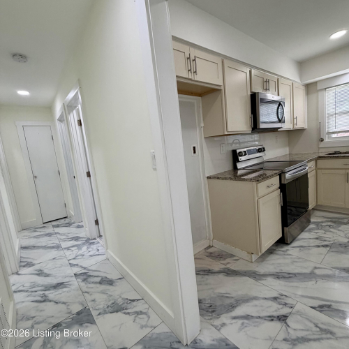 Listing Image 83
