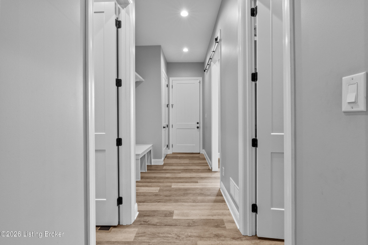 Listing Image 55