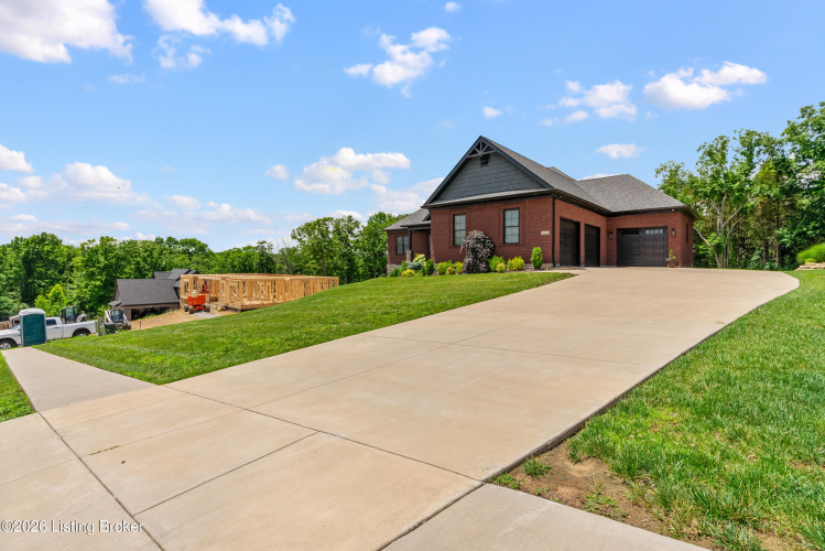 Listing Image 57