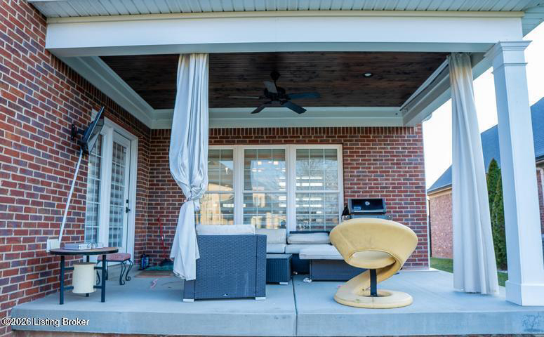 Listing Image 10