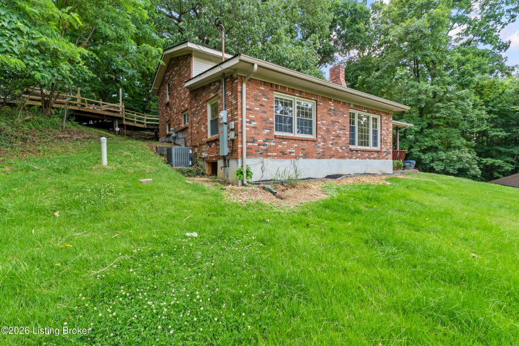 Listing Image 38
