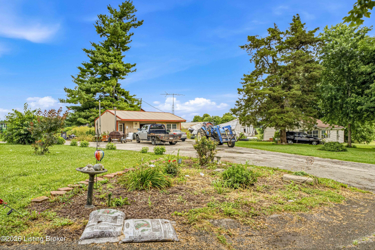 Listing Image 16