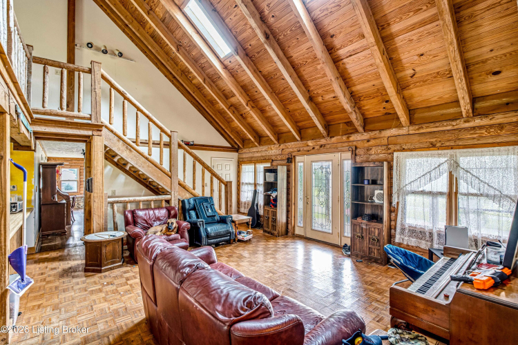 Listing Image 8