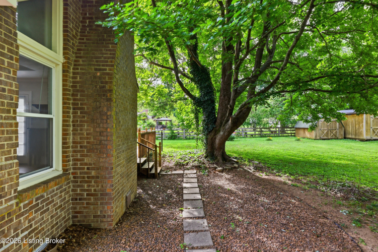 Listing Image 25