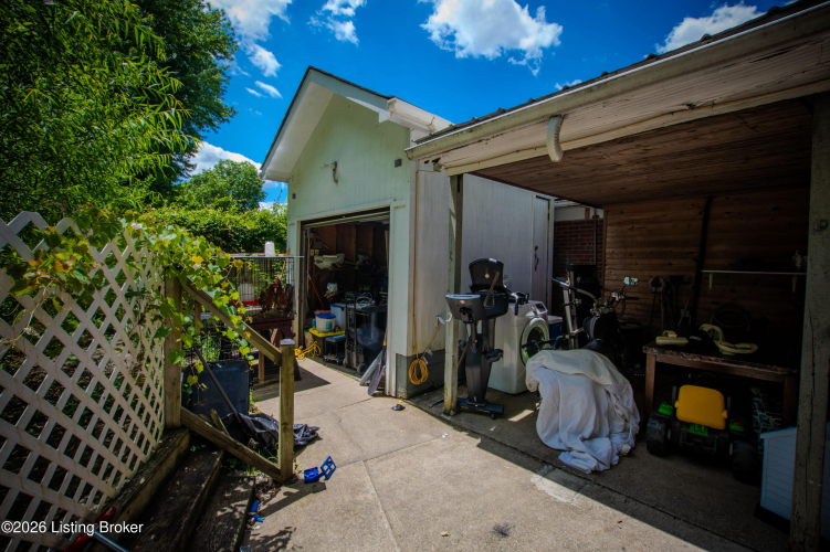 Listing Image 20
