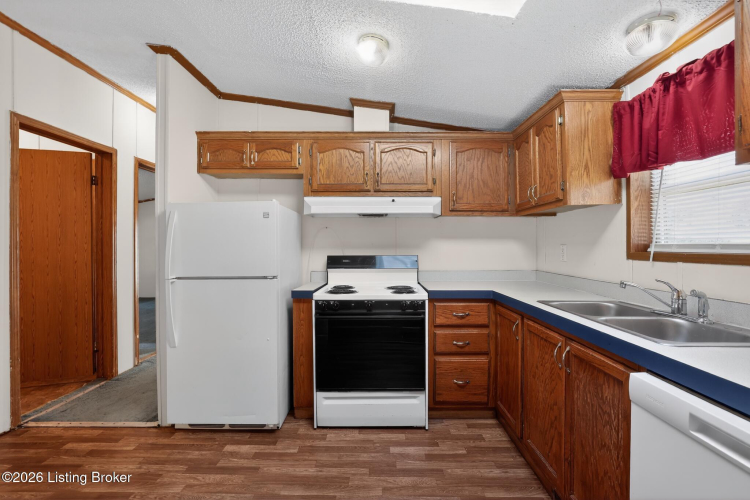 Listing Image 17