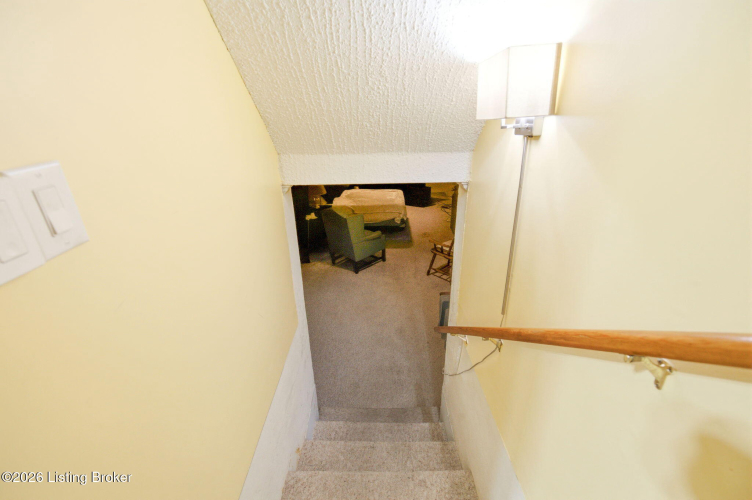 Listing Image 38