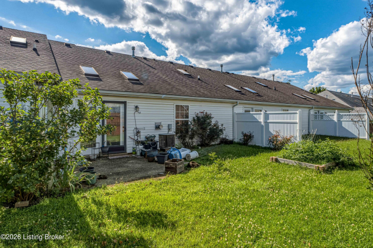 Listing Image 25