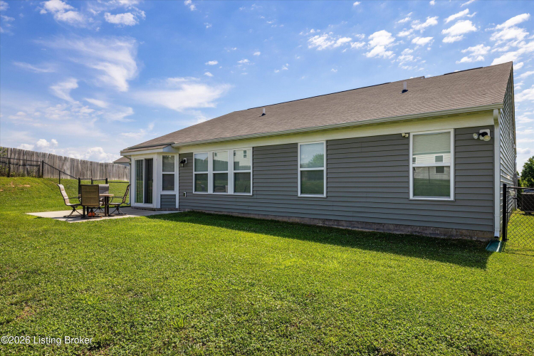 Listing Image 32