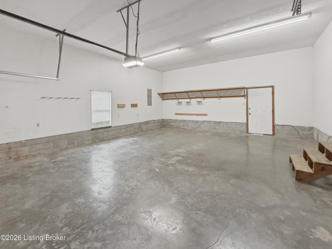 Listing Image 29