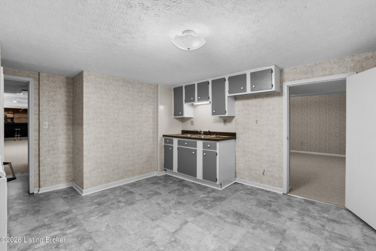 Listing Image 55