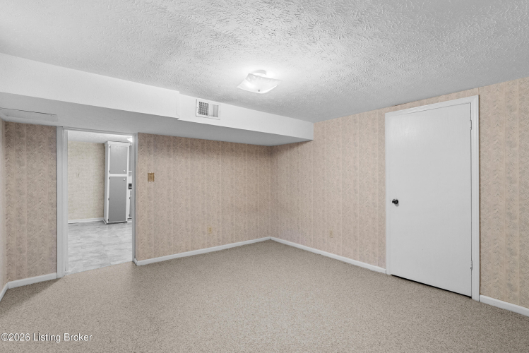Listing Image 59
