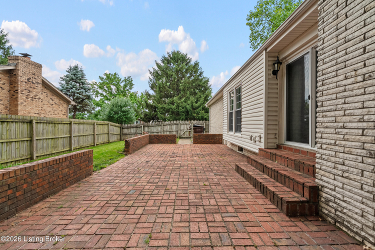Listing Image 60